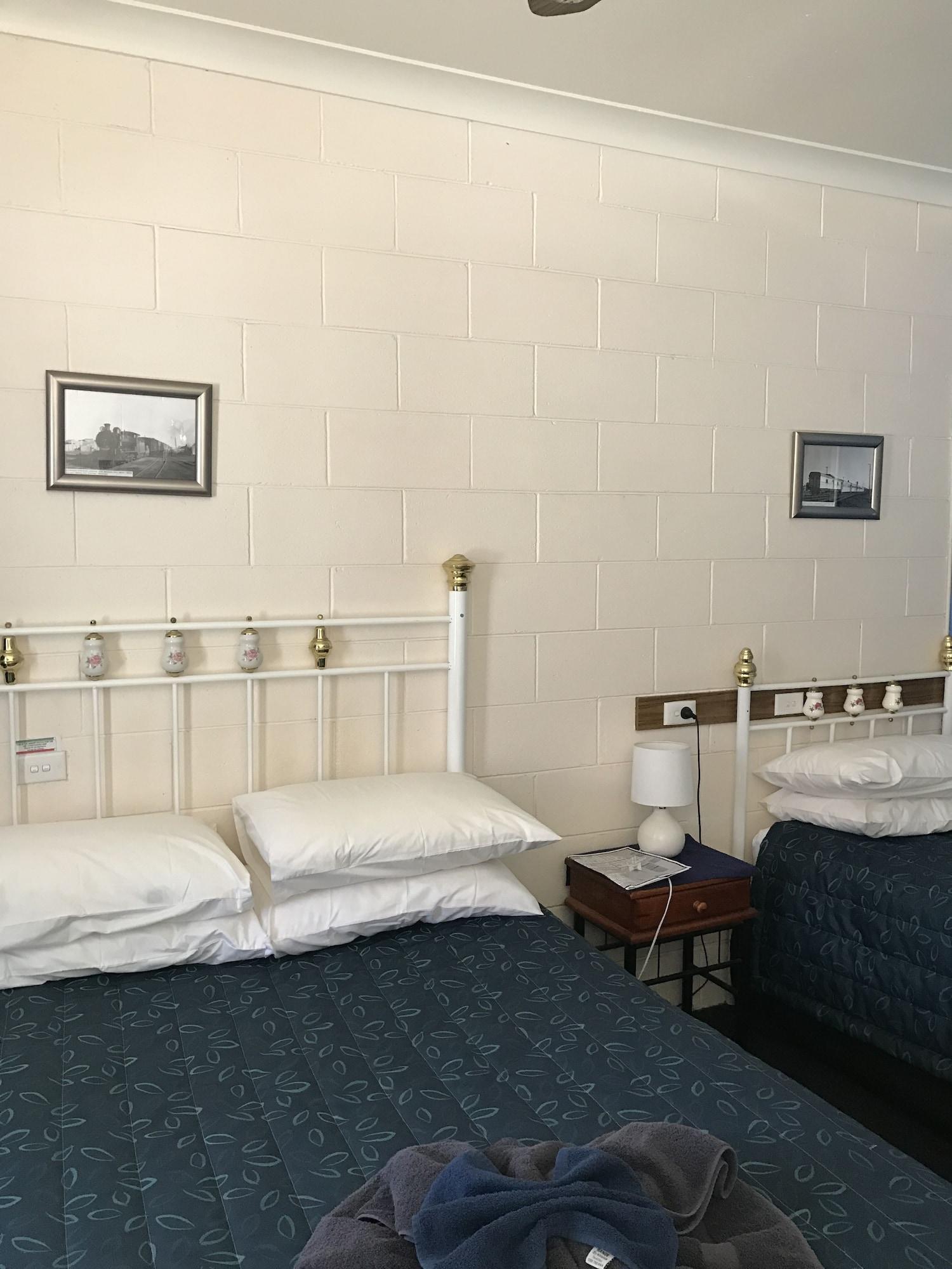 The Lodge Outback Motel Broken Hill Exteriér fotografie
