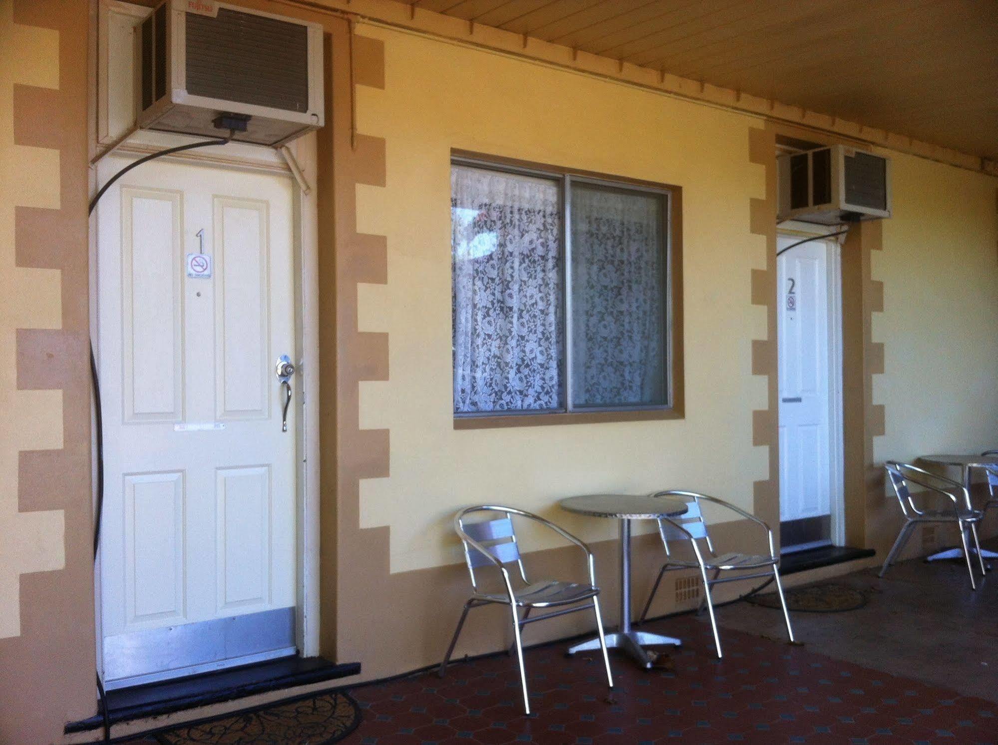 The Lodge Outback Motel Broken Hill Exteriér fotografie